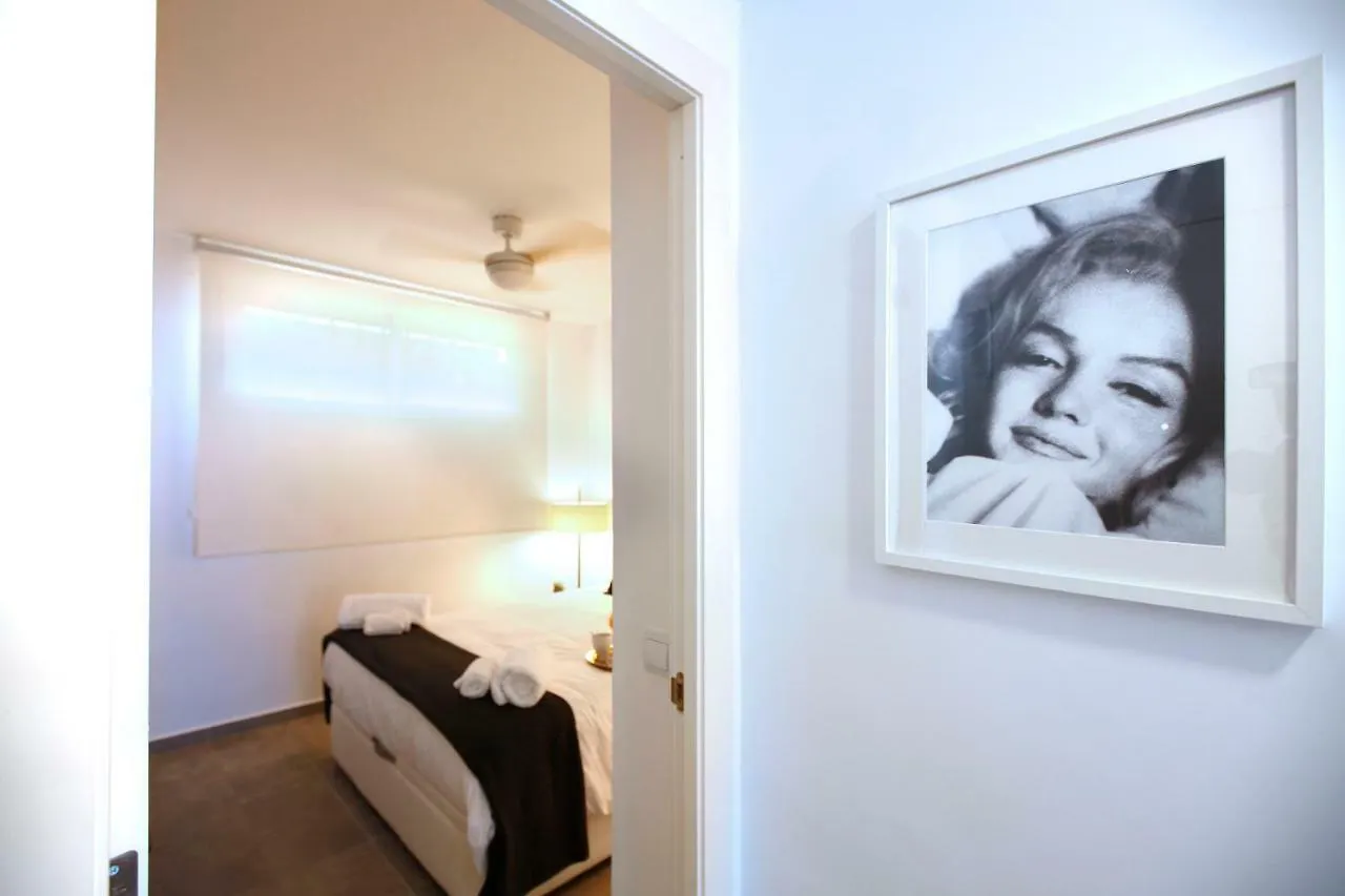 Carihuela Beach Apartment Torremolinos